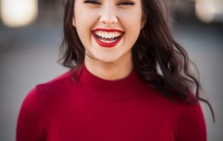 A specialist oral surgeon is needed for dental implants